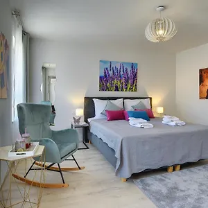 D&a Center With Free Parking Apartamento
